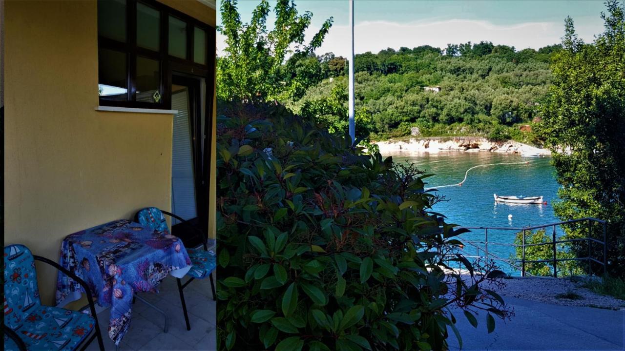 Villamar Beachfront Apartments With Free Private Parking Rabac Esterno foto