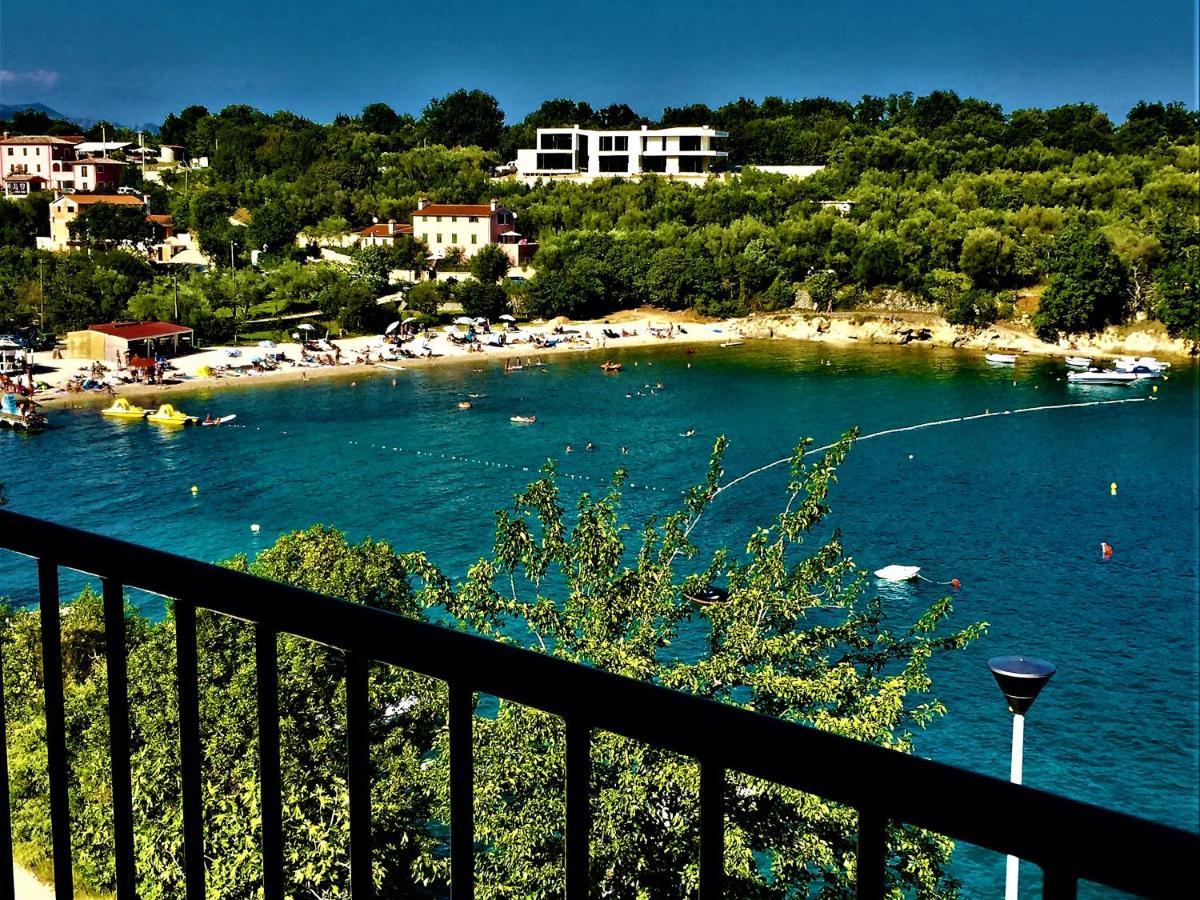 Villamar Beachfront Apartments With Free Private Parking Rabac Esterno foto