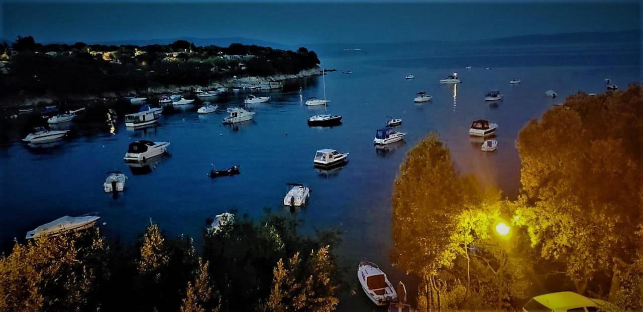 Villamar Beachfront Apartments With Free Private Parking Rabac Esterno foto