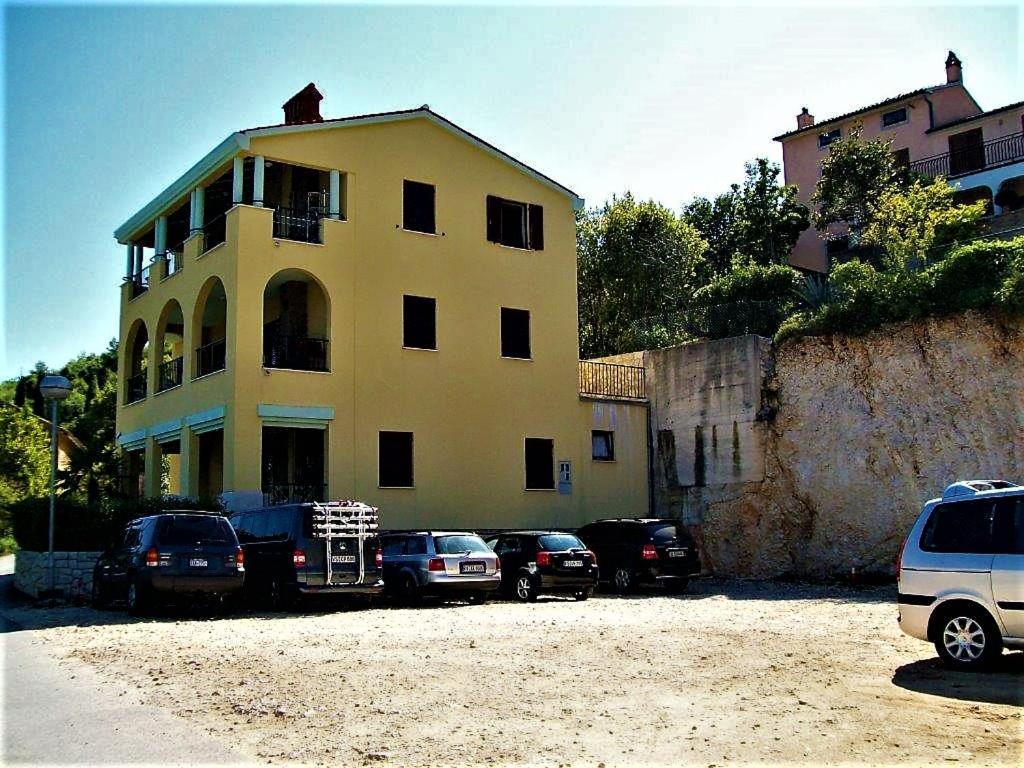 Villamar Beachfront Apartments With Free Private Parking Rabac Esterno foto
