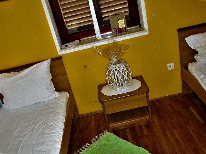 Villamar Beachfront Apartments With Free Private Parking Rabac Esterno foto