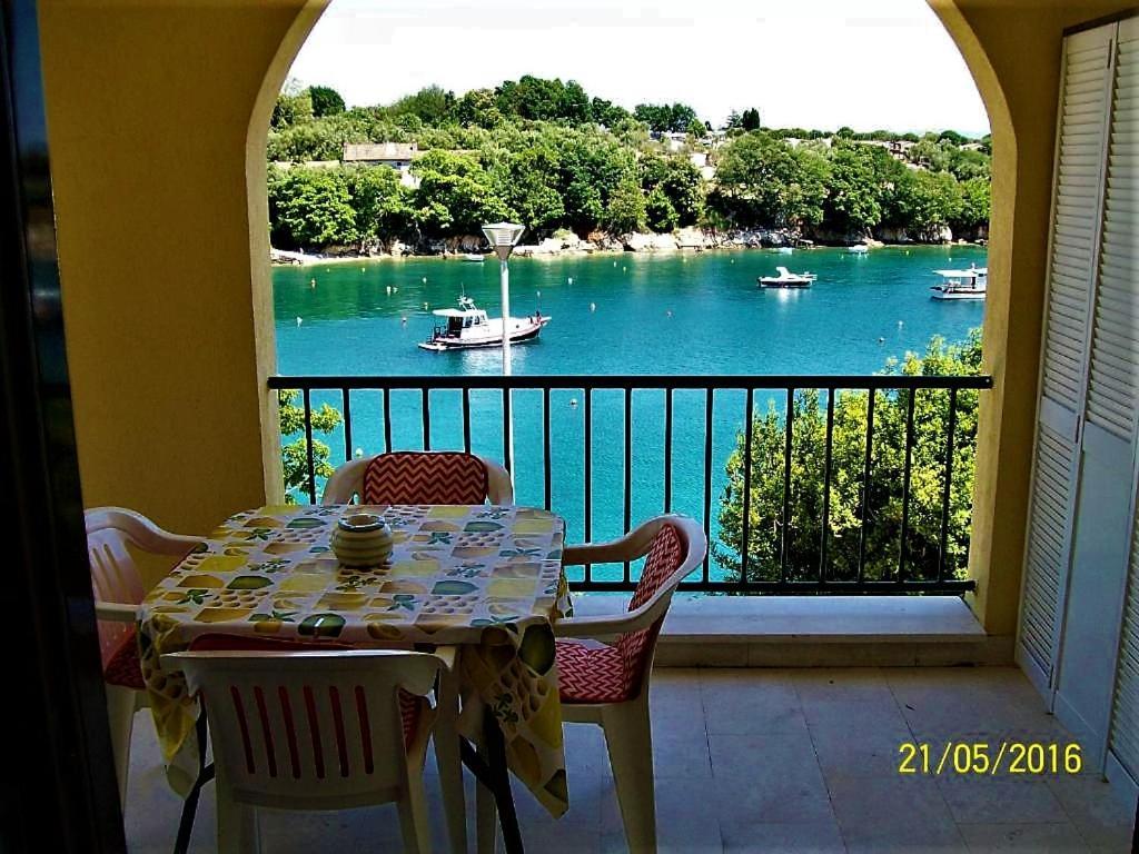 Villamar Beachfront Apartments With Free Private Parking Rabac Esterno foto