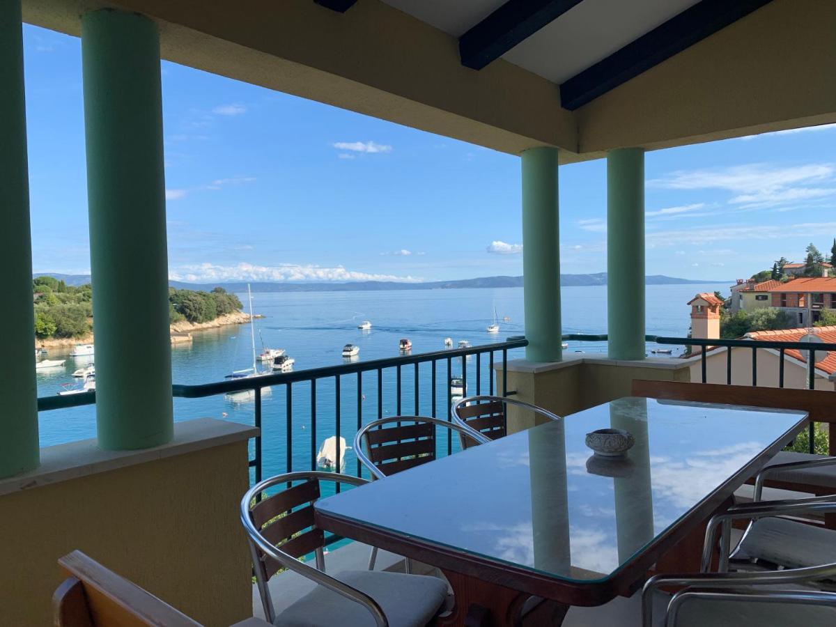 Villamar Beachfront Apartments With Free Private Parking Rabac Esterno foto