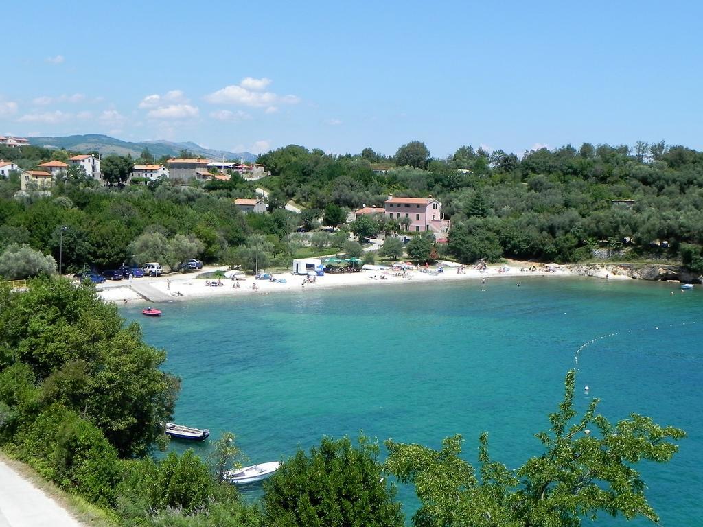 Villamar Beachfront Apartments With Free Private Parking Rabac Esterno foto