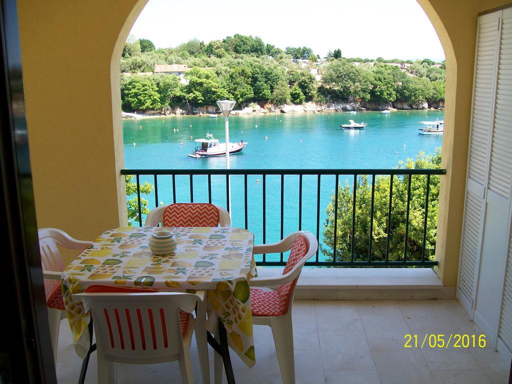 Villamar Beachfront Apartments With Free Private Parking Rabac Esterno foto