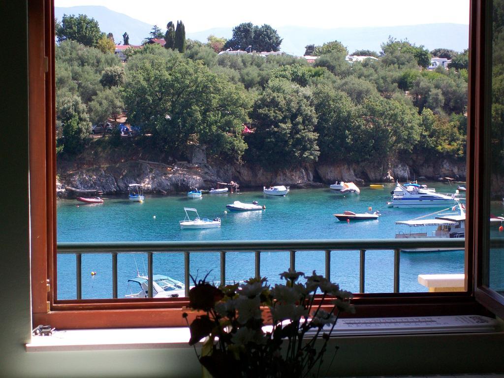 Villamar Beachfront Apartments With Free Private Parking Rabac Esterno foto